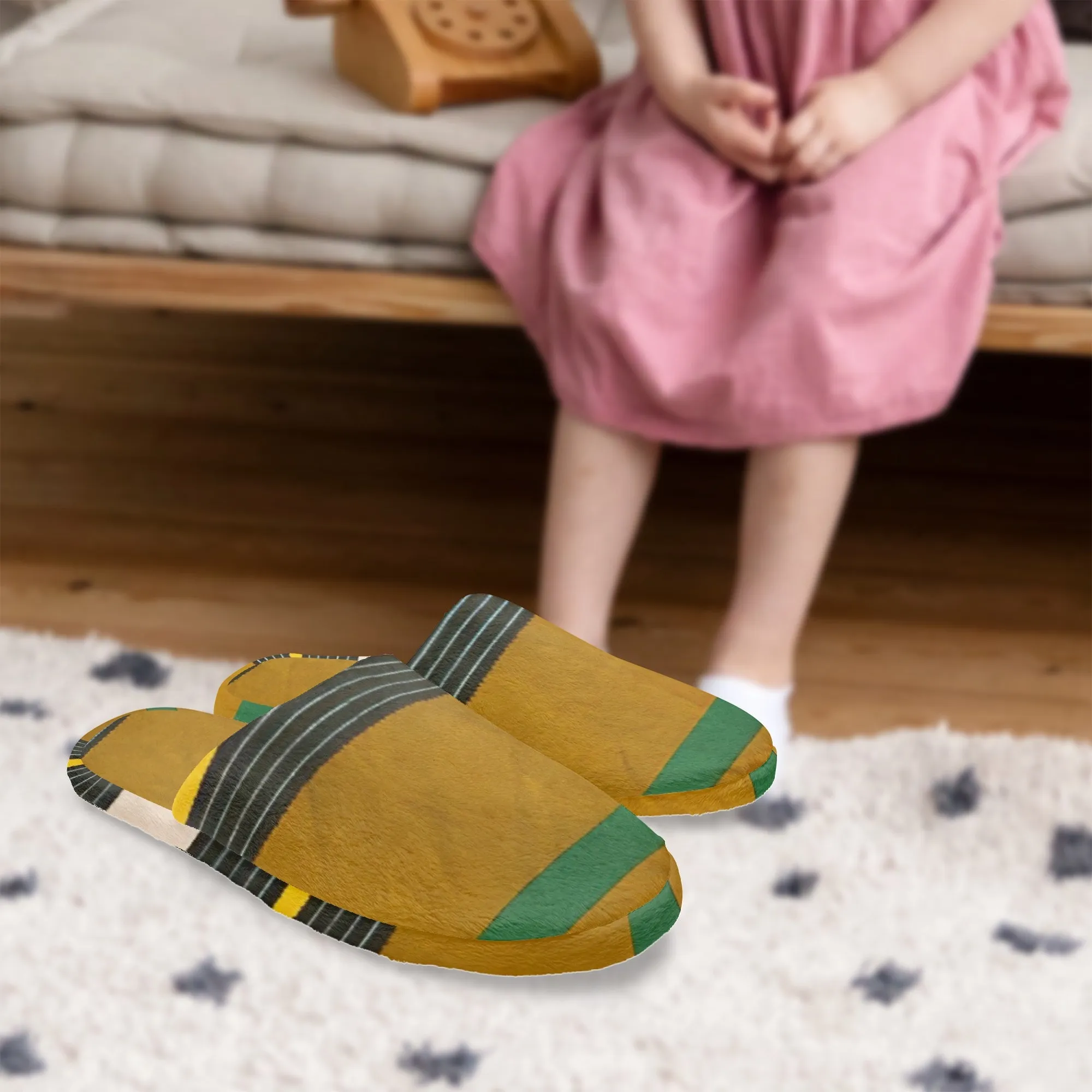 1142. Rachvid Igala Kid's Light Cotton Slippers