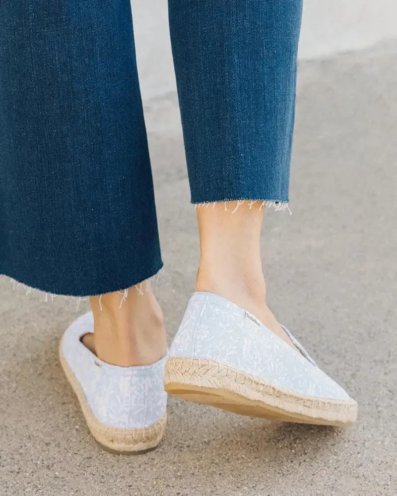 Soludos Blue Bonnet Smoking Slipper